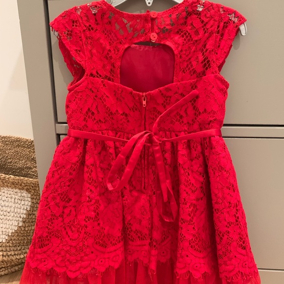 Toddler girl 3t lace short sleeve dress. Used in great condition. - Picture 2 of 4